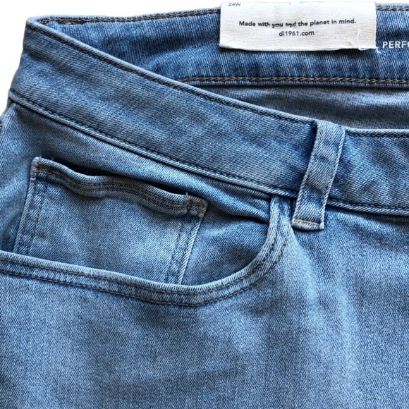 DL 1961 NWT Patti Straight High Rise Vintage Jeans Plus Size W24 - Picture 2 of 13